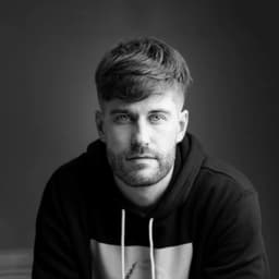 Travis Eric, AI consultant